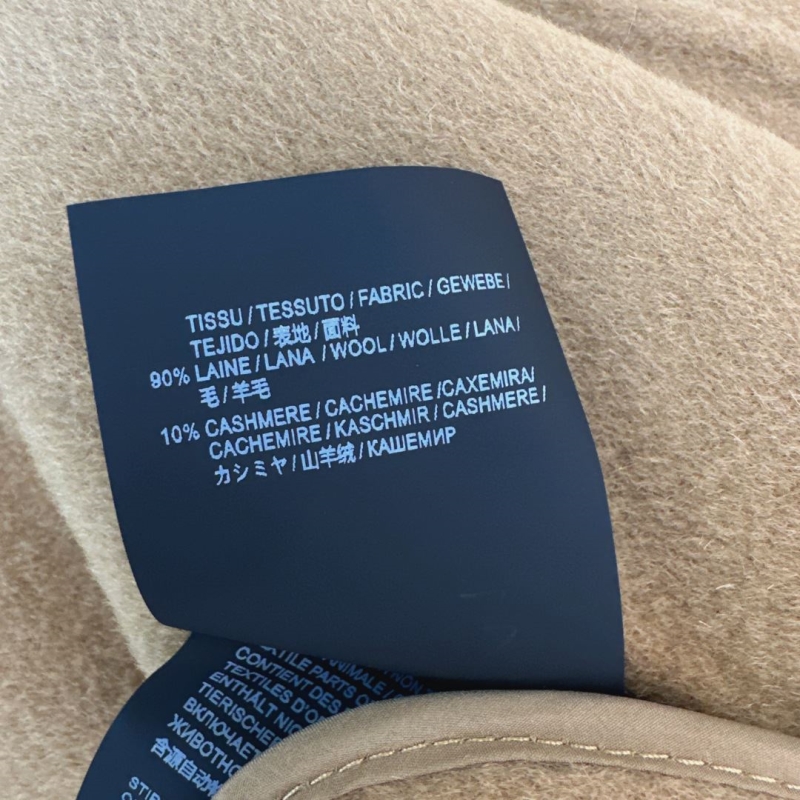 Pra*a outwear